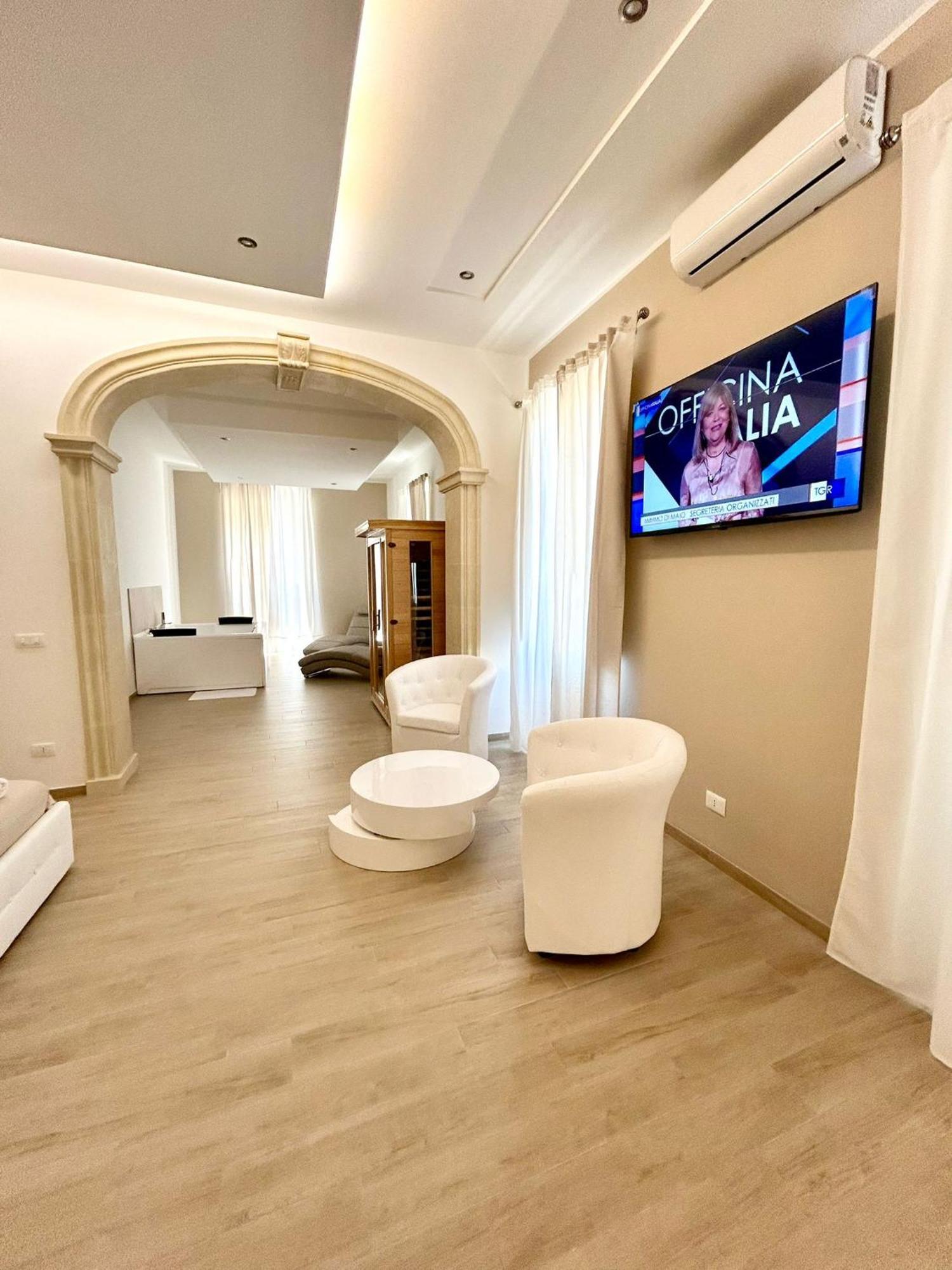 Bed E Suite Domar Brindisi Exterior photo