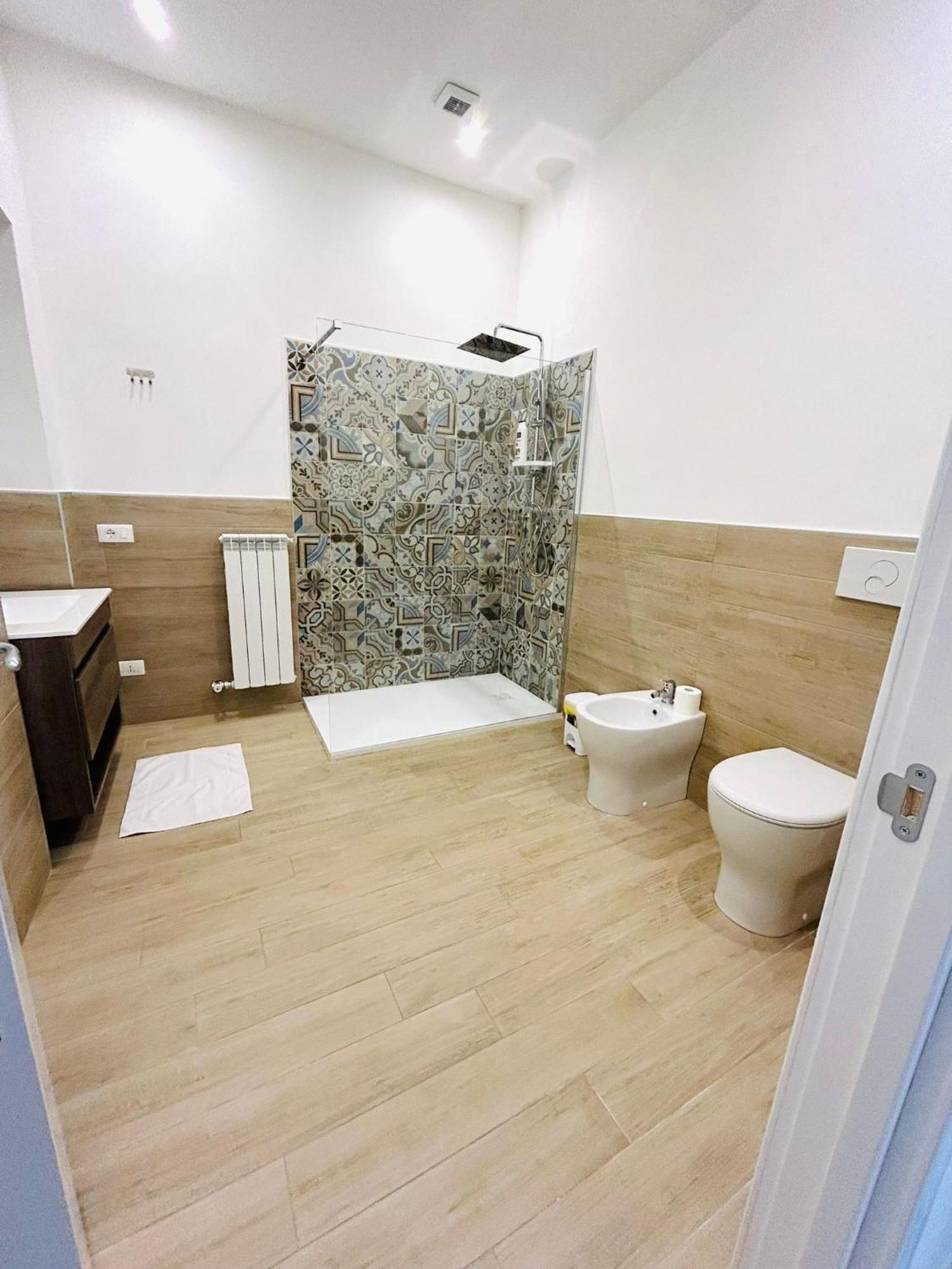 Bed E Suite Domar Brindisi Exterior photo