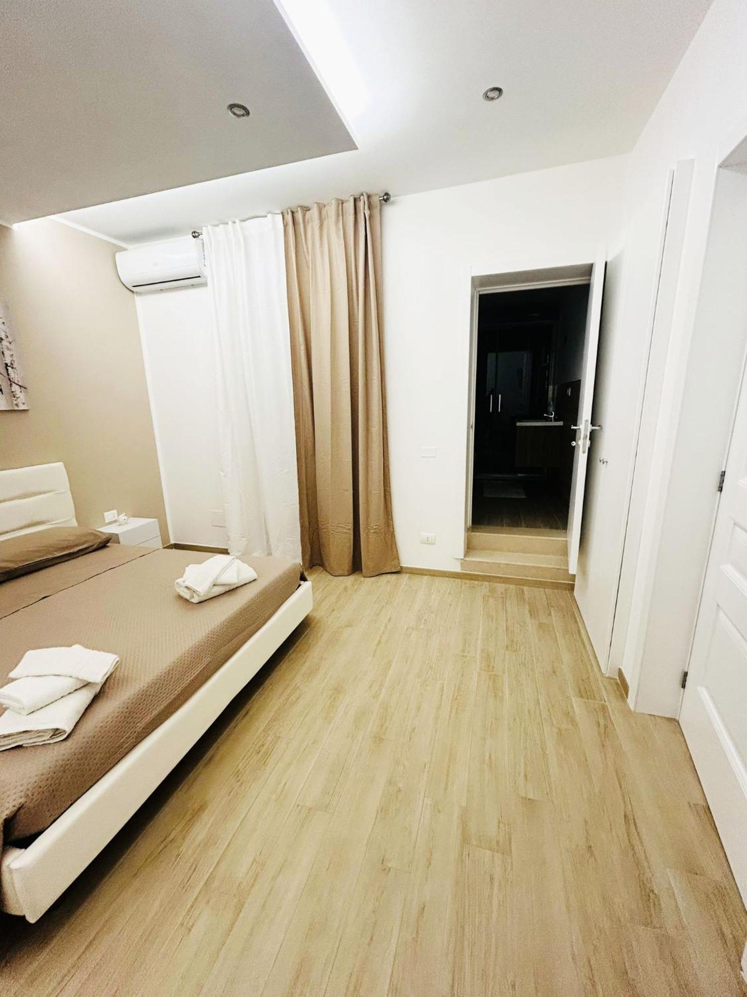 Bed E Suite Domar Brindisi Exterior photo