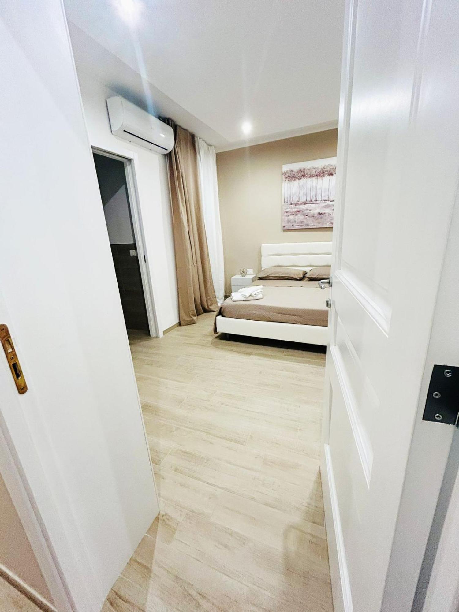 Bed E Suite Domar Brindisi Exterior photo